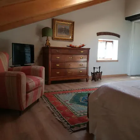 Collina 3*